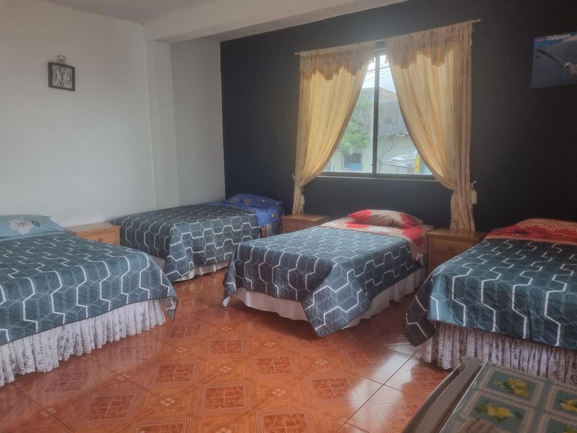Casa De Celeste Puerto Baquerizo Moreno Ngoại thất bức ảnh