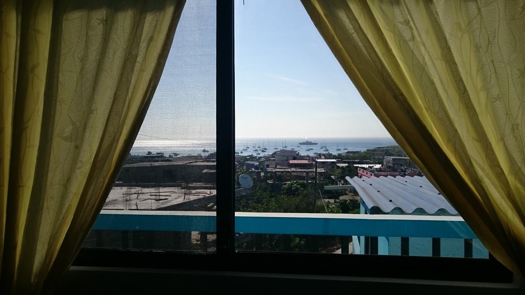 Casa De Celeste Puerto Baquerizo Moreno Ngoại thất bức ảnh