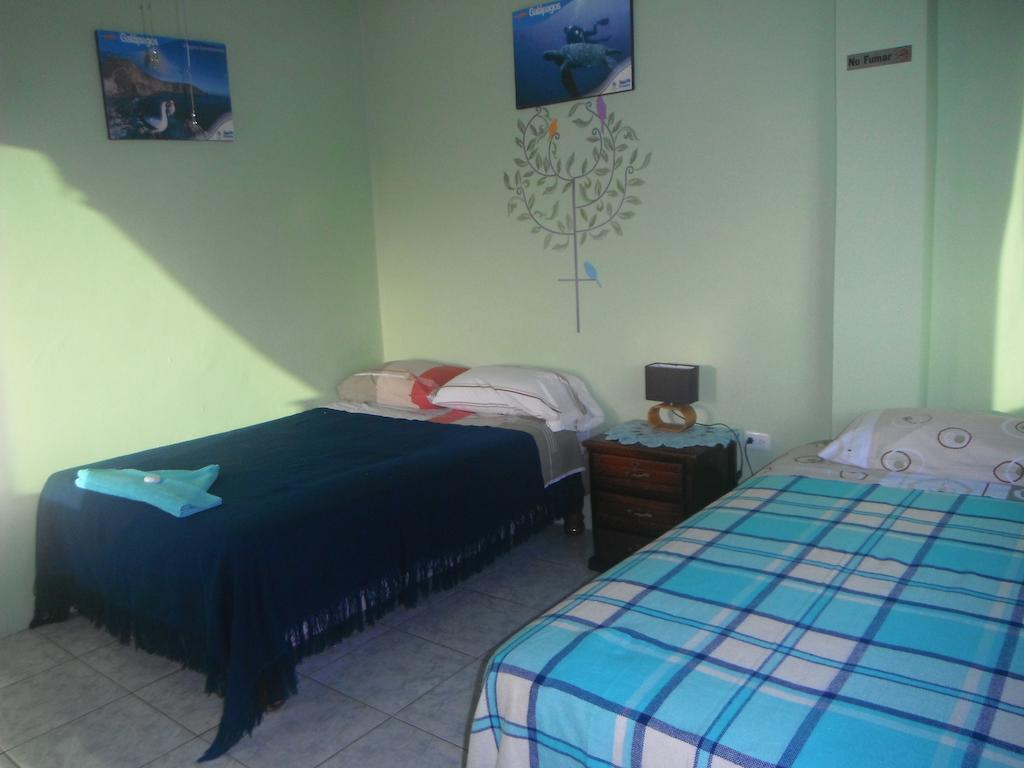 Casa De Celeste Puerto Baquerizo Moreno Phòng bức ảnh